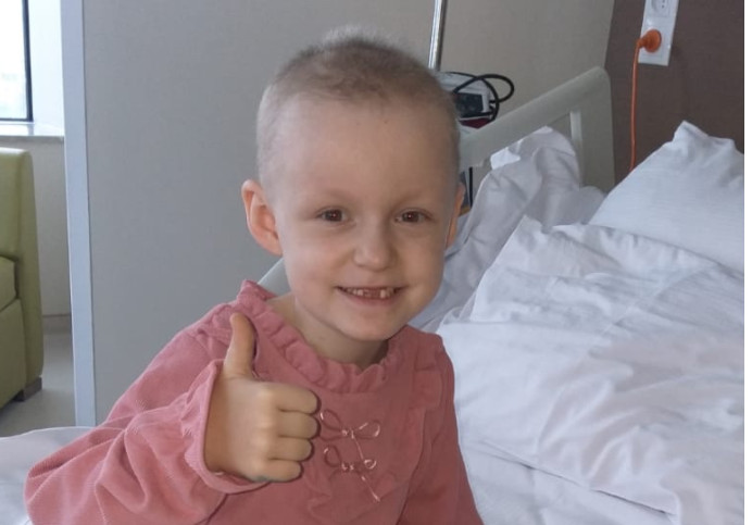 ONA JE PRAVI HEROJ! PREDIVNE VIJESTI STIŽU IZ ISTANBULA: Malena Hana peti put pobijedila rak (FOTO)
