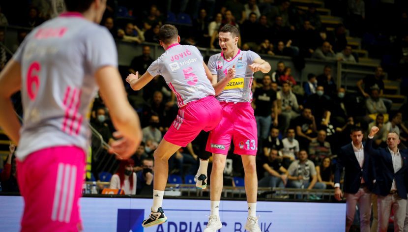 MUK U PIONIRU! SMIT TROJKOM U FINIŠU UTIŠAO GROBARE! Megina "djeca" držala čas košarke Partizanu