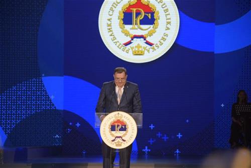 DODIK NA SVEČANOJ AKADEMIJI: Republika Srpska je simbol našeg postojanja i života sa ove strane Drine!