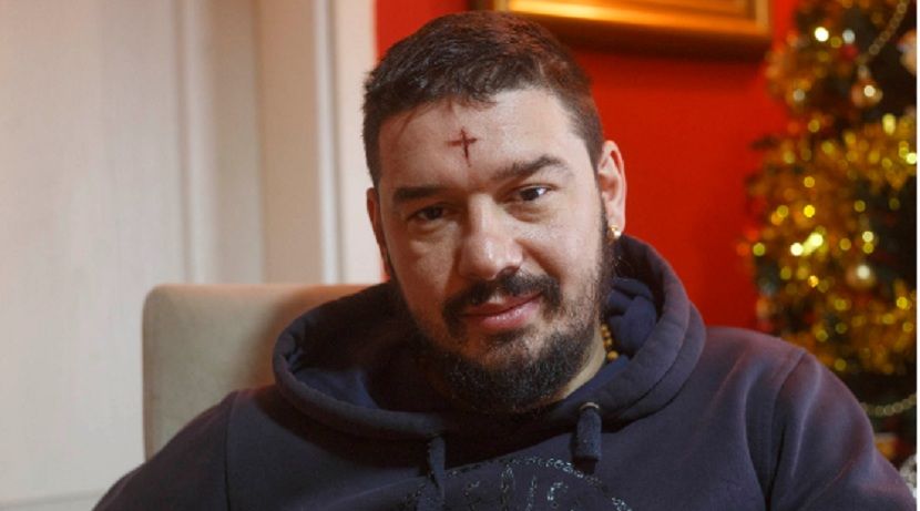 NENADU SE I OVAJ BOŽIĆ POJAVIO KRST NA ČELU: "Nikome više ne objašnjavam"!