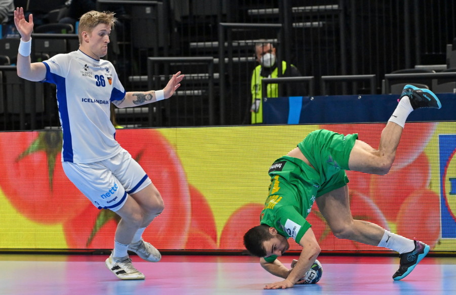 ISLAND U POTPUNOSTI NADIGRAO Crnu Goru, za polufinale čekaju REZULTAT "TRIKOLORA"