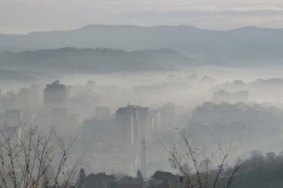 JEL' SARAJEVO GDJE JE NEKAD BILO? Vazduh zagađen, građanima se savjetuje da izbjegavaju kretanje napolju