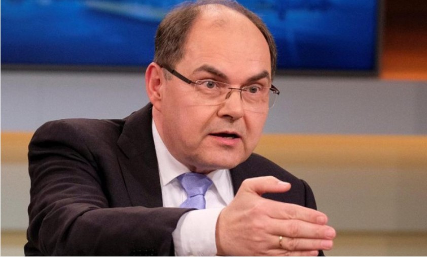 NJEMAČKI MEDIJ OBJAVIO Šmit će promijeniti Izborni zakon, ako treba i dekretom