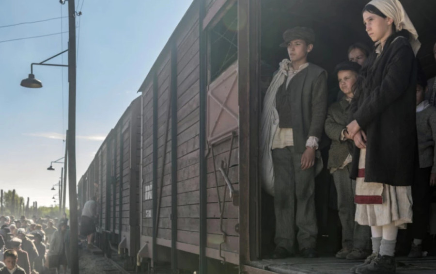 U VAGONU SMRTI ZA JASENOVAC zaorila se danas POPULARNA srpska pjesma bez koje ni jedno SLAVLJE ne može da prođe!