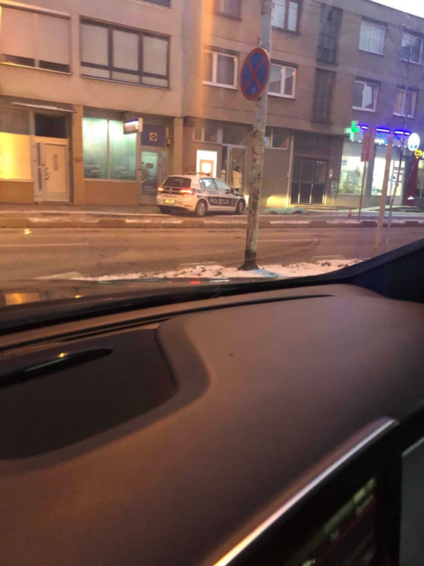 TRAGEDIJA U SARAJEVU: Muškarac izašao iz apoteke i srušio se mrtav na asfalt!