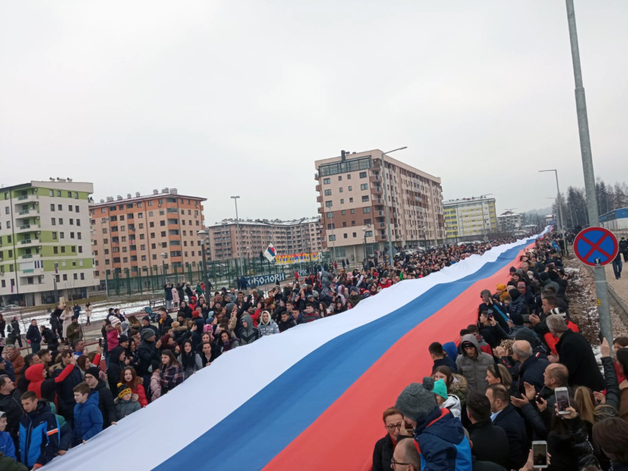 CVIJANOVIĆEVA ISTAKLA: "TROBOJKA U ISTOČNOM SARAJEVU dokaz kako se voli SRPSKA