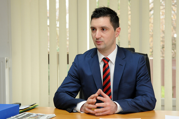 VLADIMIR KAJKUT PODNIO NEOPOZIVU OSTAVKU na mjesto direktora Doma "Rada Vranješević"!