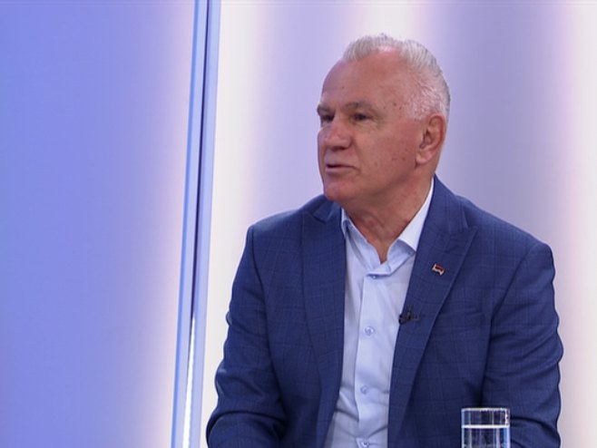 "OSOBA PREDSTAVLJA PRIJETNJU..." Miloradu Arlovu zabranjen ulazak na Kosmet