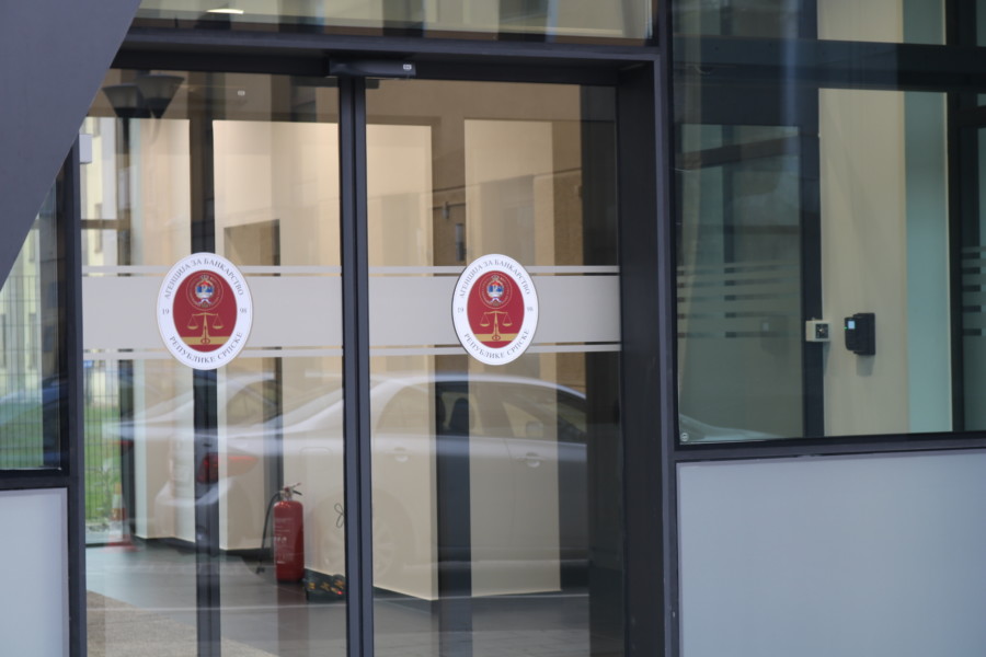 NIJE OBAVIJESTIO VLADU: Rastoka smijenjen zbog presude UniCredit banci teške 256 miliona KM