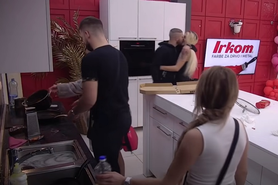 Aleks PROMJAUKALA OD LJUBAVI prema Dejanu, a ODBIJANJA su pala u zaborav! (VIDEO)