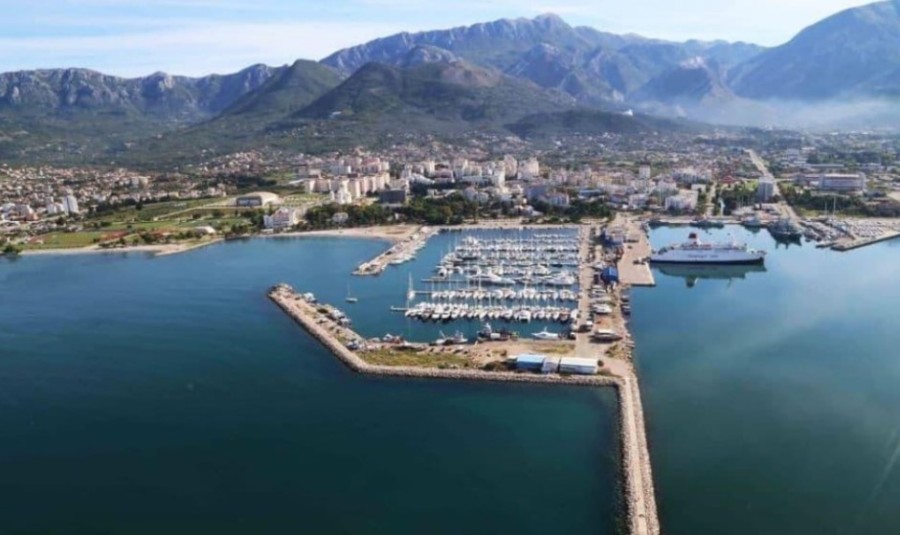 BAR ANKETIRAO TURISTE Koliko su posjetioci ZADOVOLJNI boravkom u ovom primorskom gradu?