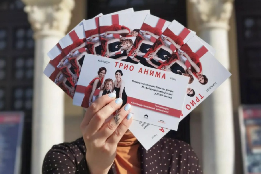 BANSKI DVOR domaćin sjajnom triju iz Niša!