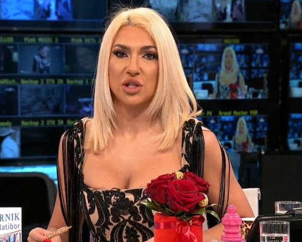 HOROR NA ULAZU U ZGRADU Jovanu Jeremić napala djevojka, bivši je kriv za sve