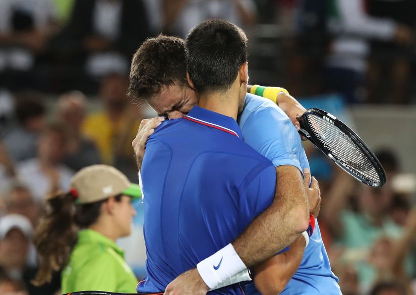 NOVAK ĐOKOVIĆ SE EMOTIVNO OBRATIO Del Potru nakon što je u suzama ZAVRŠIO KARIJERU