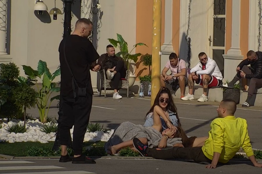 NENAD SVOJIM PONAŠANJEM ŠOKIRAO ĐEDOVIĆA! Pokušavao ga urazumiti, a reper uzvratio! (VIDEO)