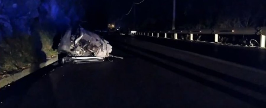 STRAVIČNA SAOBRAĆAJNA NESREĆA: Poginula dvojica MLADIĆA, a dvojica u teškom stanju!