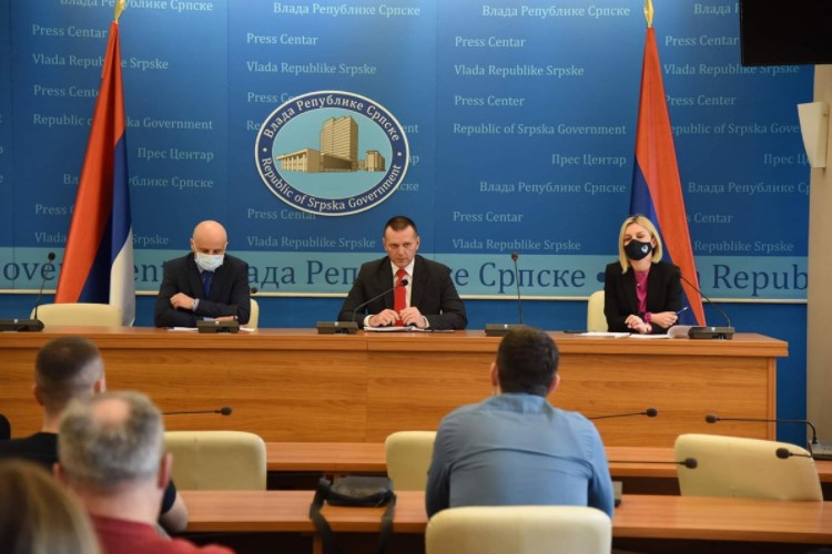 NIKO NE MOŽE DA BUDE ZAŠTIĆEN! Lukač: Više od 2.000 korisnika KRIPTOVANIH TELEFONA i "Skaj" aplikacije u BiH