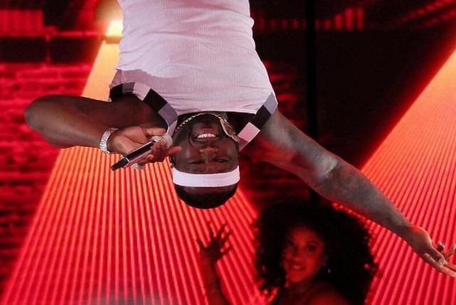 50 CENT PRIVUKAO PAŽNJU IZGLEDOM: Sada liči na cijeli dolar