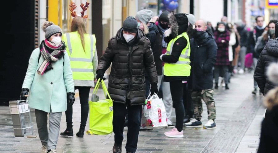 OVA ZEMLJA UKIDA SVE KOVID MJERE! Od obavezne VAKCINACIJE do “dana slobode”