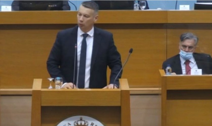 JEDNOSTAVNO MORATE PROBATI! Ferero krem u čaši