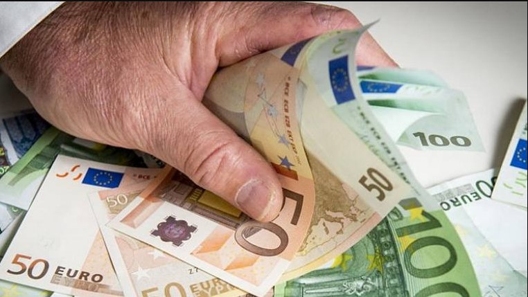 OVA TRI HOROSKOPSKA ZNAKA ĆE BITI PRAVI SREĆNICI Očekuju ih nove poslovne prilike i dosta iznenadnog novca