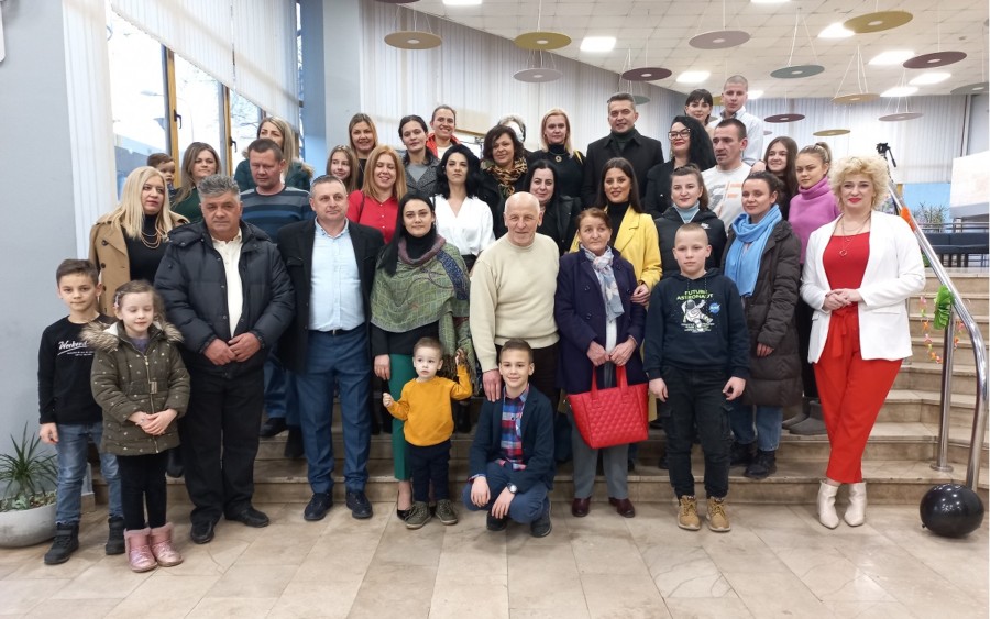 NISMO BETERI I NERADNICI! Borac za VIŠEČLANE porodice izborio VELIKU stvar, a večeras je dobio od srca - HVALA! (FOTO/VIDEO)