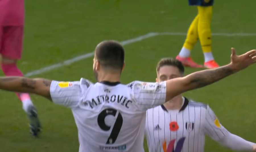 MITROVIĆ PONOVO DOMINIRA Srbin dao 2 gola za samo 6 minuta (VIDEO)