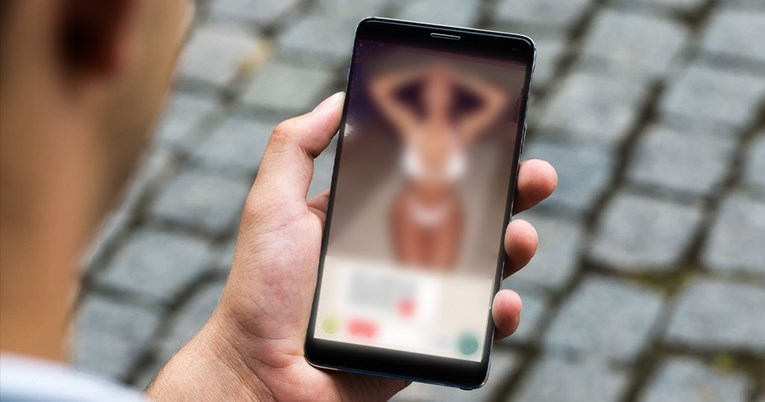 SARAJLIJA UCJENJIVAO Bijeljinku EKSPLICITNIM fotografijama u zamjenu za NOVAC!