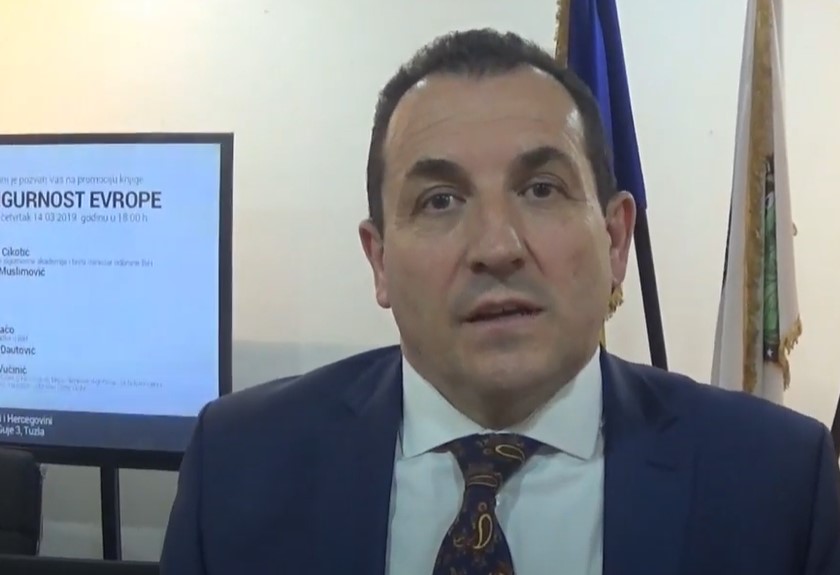 DANAS POČINJE SUĐENJE MINISTRU SIGURNOSTI BiH Selmu Cikotiću koji je optužen za zloupotrebu položaja!