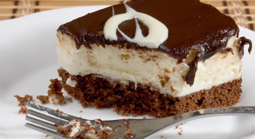 FANTASTIČNI KREMASTI KOLAČ: Ledene čokoladne kocke!