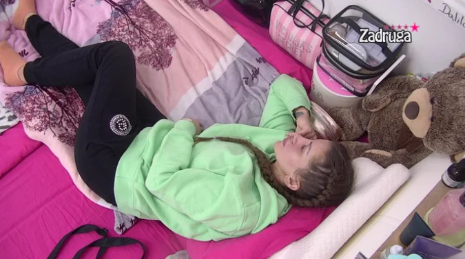 SADA JE KONAČNO! Dalila se riješila SVIH USPOMENA sa Carem na SPEKTAKULARAN način (VIDEO)