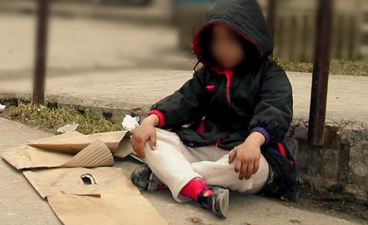 PRAVDO, IMA LI TE!? Sramotna presuda za zlostavljanje djece: Preživjeli HOROR, otac ih primoravao na PROSJAČENJE!