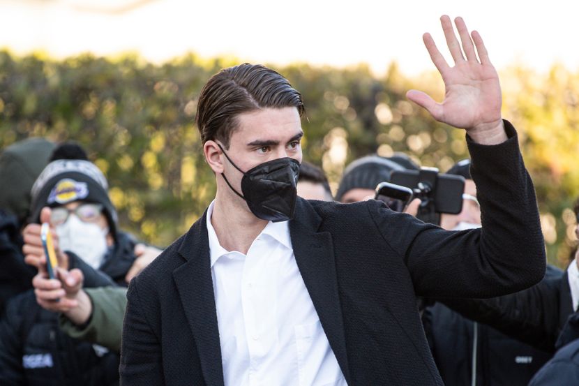 OVO JE DESET NAJVEĆIH transfera u januaru: Niko ni blizu VLAHOVIĆU (FOTO)