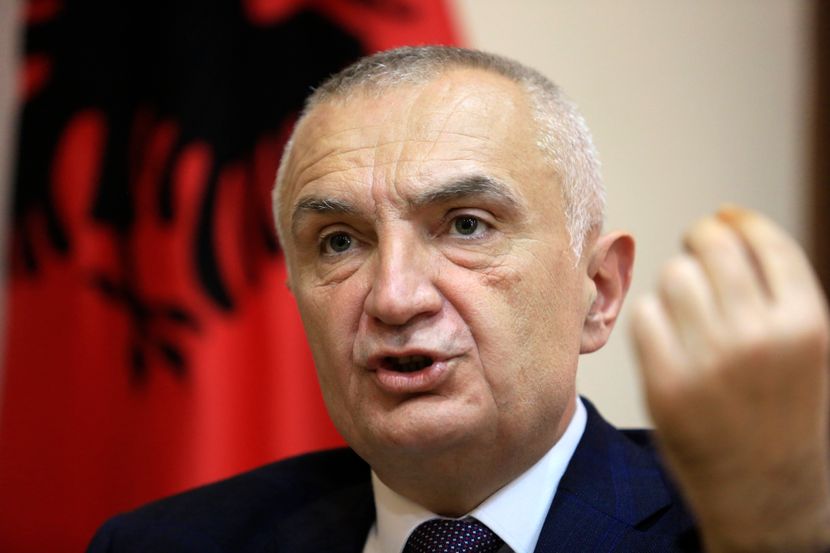 USTAVNI SUD ALBANIJE danas zasjeda povodom prijedloga za OPOZIV PREDSJEDNIKA METE