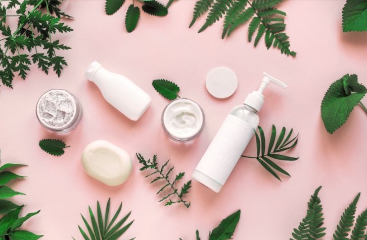 DERMATOLOG OTKRIVA PRAVILA NJEGE: Da li je vašoj koži zimi potrebna krema za tijelo ili losion?