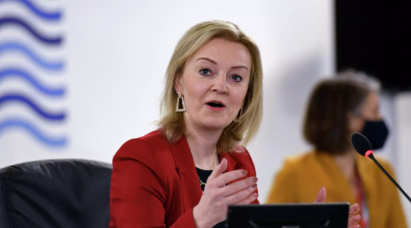 HIT! ONA BI DO BALTIKA PREKO CRNOG MORA: Neviđen blam ministra spoljnih poslova Velike Britanije! Rusi odmah ODRŽALI LEKCIJU IZ GEOGRAFIJE