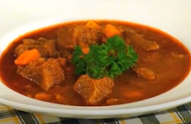 Jedini pravi i originalni recept za mađarski gulaš!