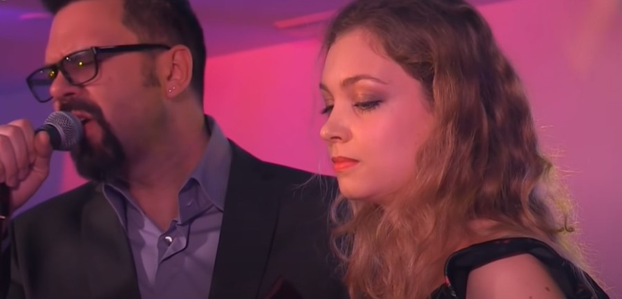 SAZNALO SE! Evo koje prezime nosi Hana nakon vjenčanja sa Grašon