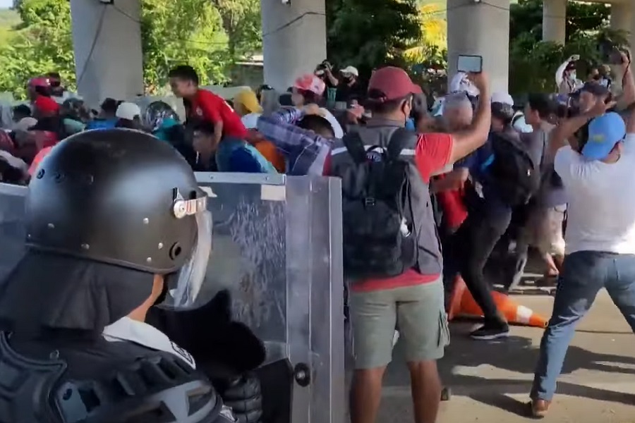 USKORO DEPORTACIJA MIGRANATA IZ BiH Čarter letovi čekaju donatore