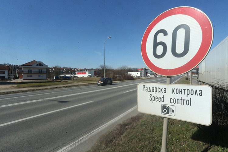 VOZAČI, OPREZNO! Od danas aktivni radari na području PU Doboj, evo u kojim mjestima i gdje su postavljeni