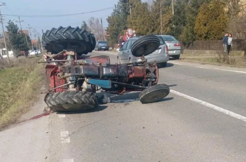 TRAGEDIJA KOD OBRENOVCA Prevrnuo se traktor, muškarac poginuo na licu mjesta (VIDEO)