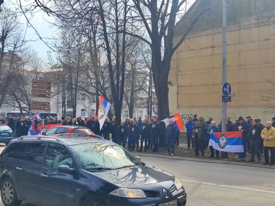 POSEBNA SJEDNICA NSRS: Veterani traže registar boraca i naknada, te veći dodatak