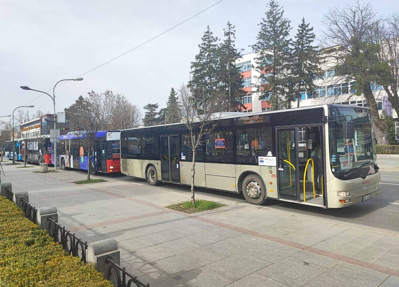 KUKAJU DA ĆE PROPASTI, A PROFITIRAJU Evo kolika je zarada tri najveća banjalučka prevoznika