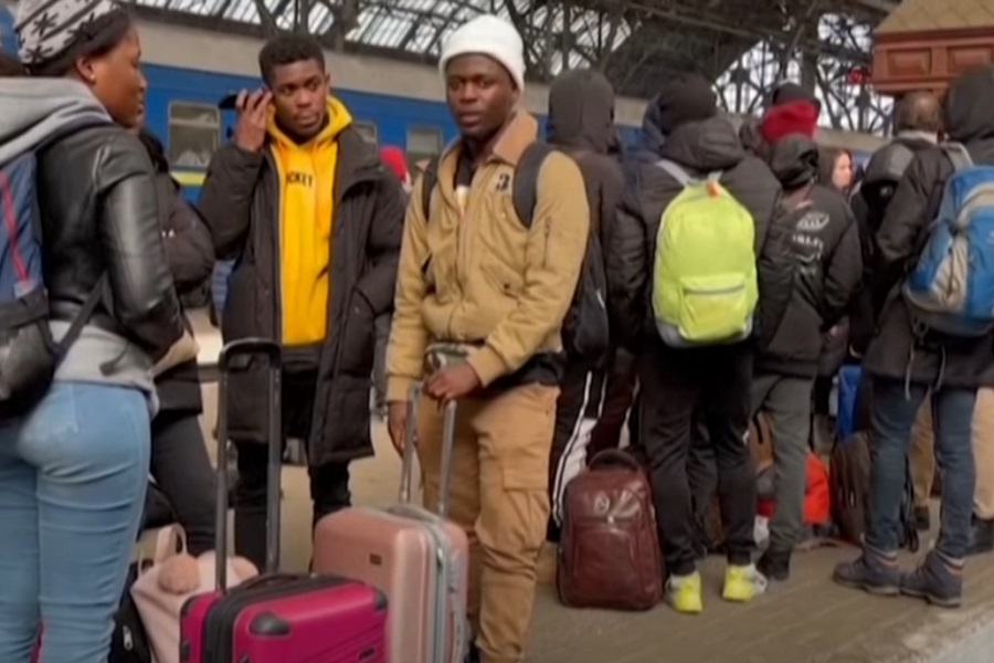 ŽIVOTINJE EVAKUISANE iz Ukrajine prije afričkih studenata!
