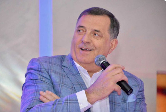 DANAS PUNI 63, A POŽELJELI SU MU BAR JOŠ TOLIKO Evo šta je Gorica Dodik poželjela ocu Miloradu za rođendan
