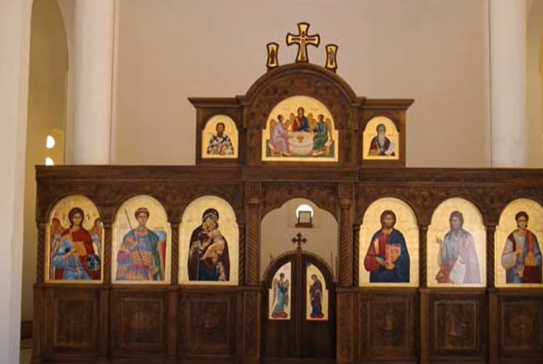 SUTRA SU MLADENCI! Jednu stvar nikako ne smijete zaboraviti da uradite! A evo šta nalaže običaj!