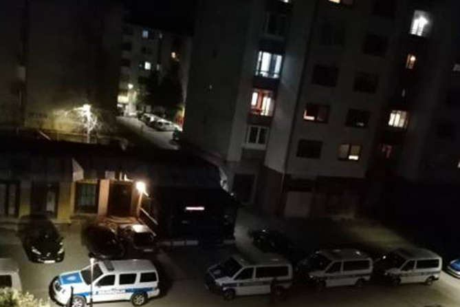 VELIKA POLICIJSKA AKCIJA U PRIJEDORU! Zbog ubistva policajca privedeno više osoba