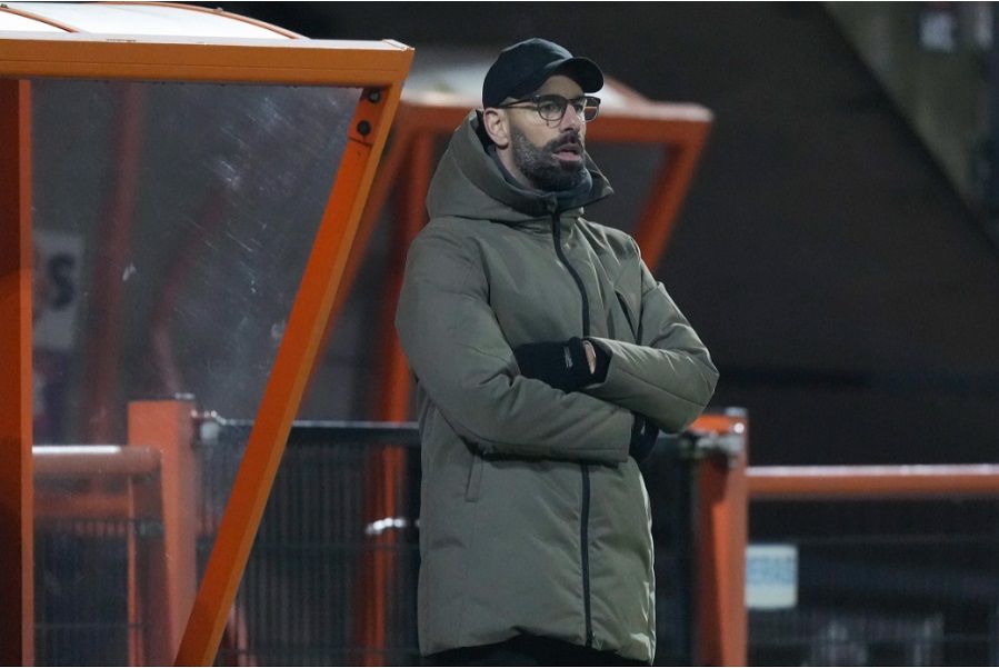 RUD VAN NISTELROJ NA PRAGU prvog elitnog menadžerskog posla!