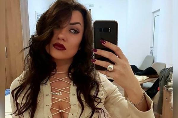 SANDRA REŠIĆ SE ODREKLA HONORARA! Isplivali svi detalji, razlog je bolan