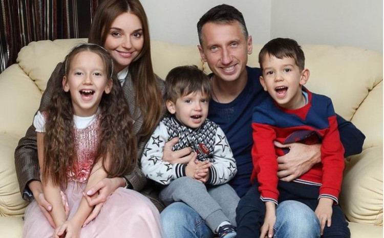 UKRAJINSKI TENISER PRIDRUŽIO SE VOJSCI, supruga Ruskinja smatra ga izdajnikom